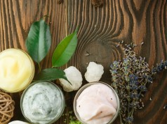 Kosmetyki domowej roboty. Zobacz 3, które możesz zrobić sama.
