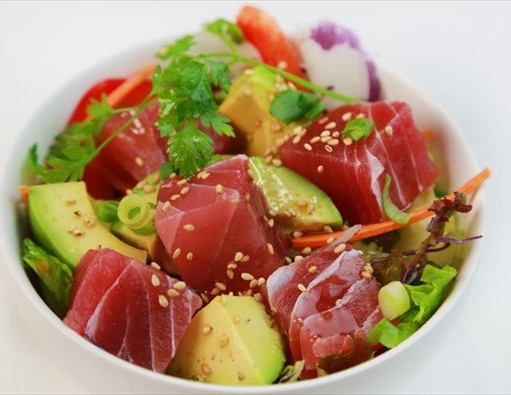 Poke – zagadkowy i zdrowy! salatka-poke