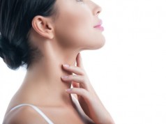 Pielęgnacja szyi – NIE ZAPOMNIJ o niej! pielegnacja-szyi