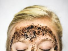 Peeling kawowy – wykonanie + efekty oraz (WADY i ZALETY) peeling-z-kawy