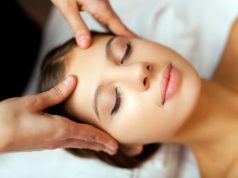 Czym zastąpić drogie zabiegi medycyny kosmetycznej? akupresura-twarzy