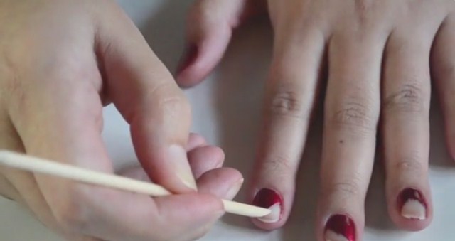 3 triki jak skutecznie sciagnac paznokcie zelowe oszczedzisz killys sztuczne water marble nail art
