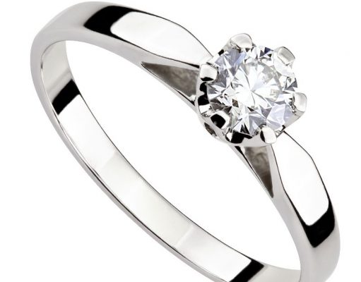 Po czym poznać, że Twój chłopak chce Ci się oświadczyć? Tych sygnałów nie możesz przegapić! pierscionek-aclari-kartezja-032ct