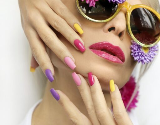 Lakier hybrydowy 3w1 – ciesz się pięknymi paznokciami Lakier hybrydowy 3w1