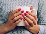 Modne paznokcie na zimę – jaki wzór wybrać? Modne-paznokcie-na-zime