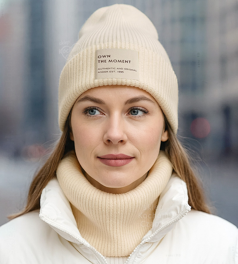 pol_pl_komplet-czapka-i-komin-damski-zimowy-welniany-merino-100-gabrid-kremowy-56-60-cm-27843_1